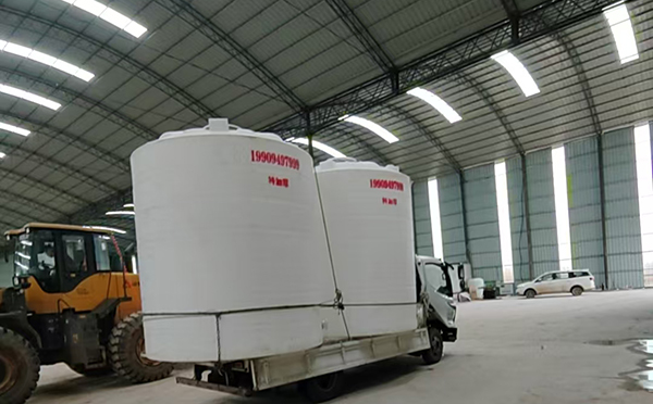 特加厚渭源塑料大桶装车运输交付实录